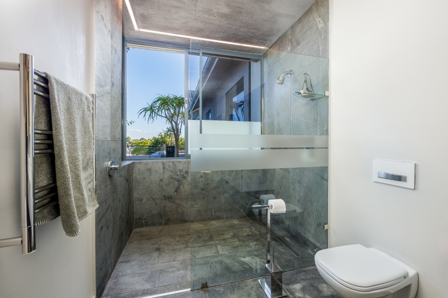 4 Bedroom Property for Sale in Vygeboom Western Cape